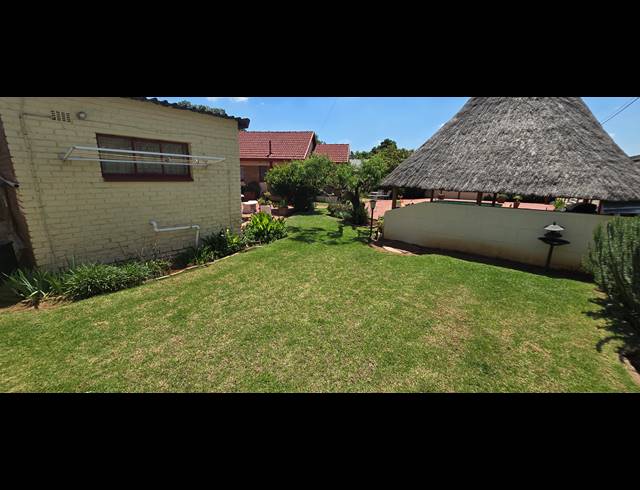 3 BEDROOM FREEHOLD FOR SALE IN EDELWEISS